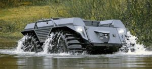 UGV Mission Master XT преодолевает водную преграду