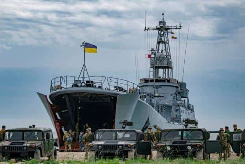 БДК Украины и десант США