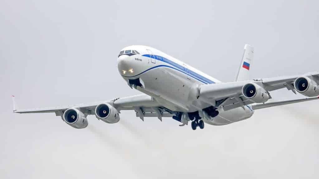 Ил-96-400М