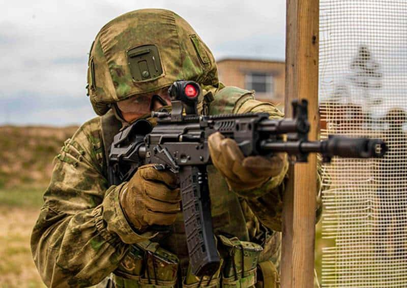 АК-12 в ближайшие годы станет основным штатным автоматом российской армии