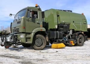 аэродромная вакуумная подметально-уборочная машина