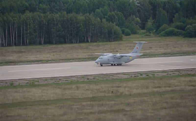 военно-транспортный самолёт Ил-112В