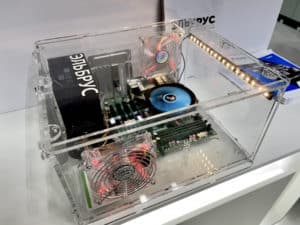 первый компьютер на базе процессора «Эльбрус-2С3»