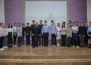 Офицеры Северного флота провели уроки мужества для таймырских школьников