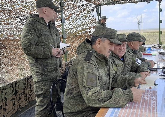 Юнус-Бек Евкуров проверил ход учения на полигоне Опук в Крыму