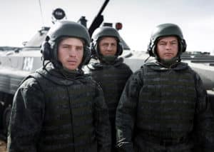 в войска ЗВО поступило около 100 единиц современной техники