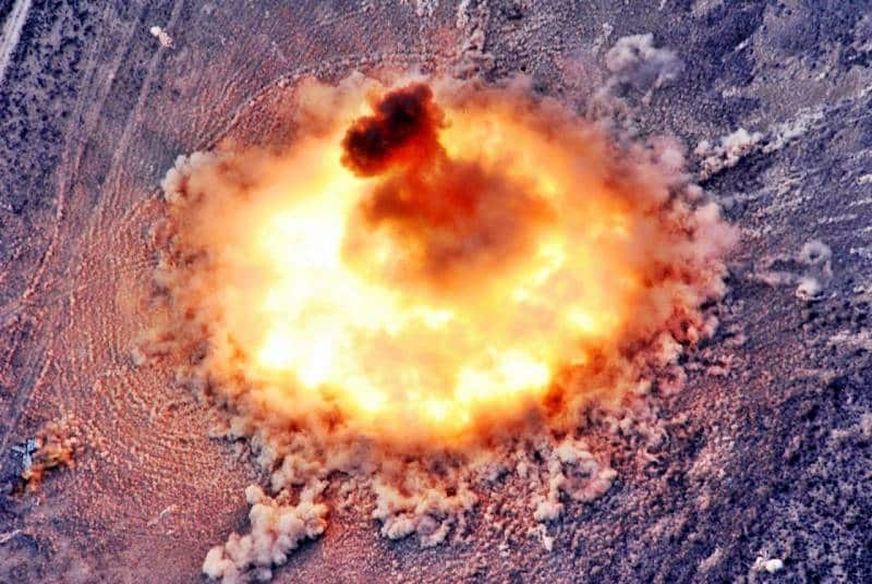 взрыв вакуумной или термобарической бомбе