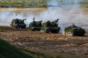 колонна танков на учении Запад-2021