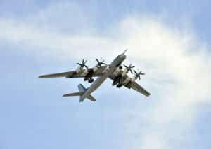 ракетоносец Ту-95МС дальней авиации ВКС России