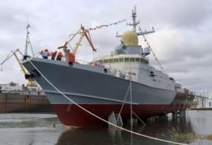 спуск-на-воду-нового-малого-ракетного-корабля-Аскольд