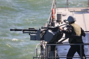 Боевые-пловцы-КФл-уничтожили-подводных-диверсантов-условного-противника