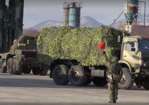 Боевые расчеты ЗРК С-400 «Триумф»