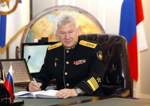 Главком ВМФ России адмирал Николай Евменов