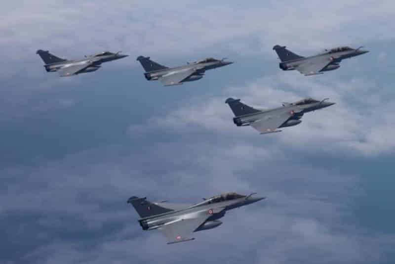 Индийские ВВС получили партию истребителей Rafale