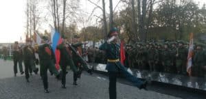 Марш-кремлевских-курсантов