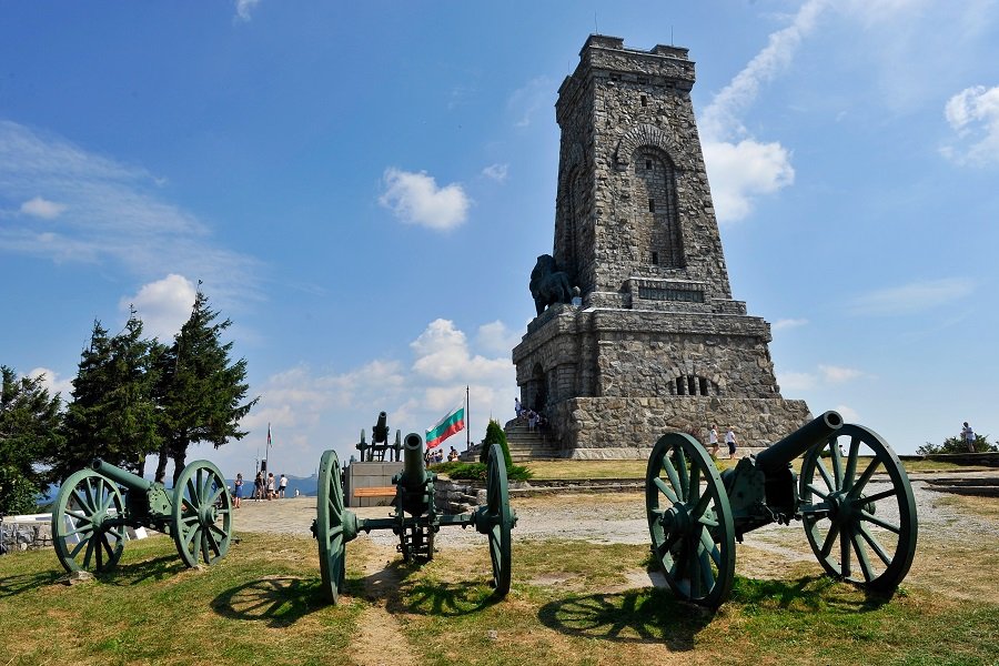Мемориал в память павших во время обороны перевала Шипка в русско—турецкой войне 1877—78 г