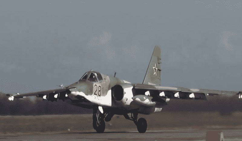 Штурмовик Су-25