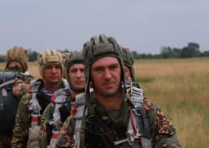 военнослужащие соединения спецназа ЮВО