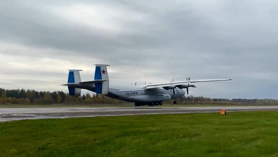 самолет Ан-22 «Антей»