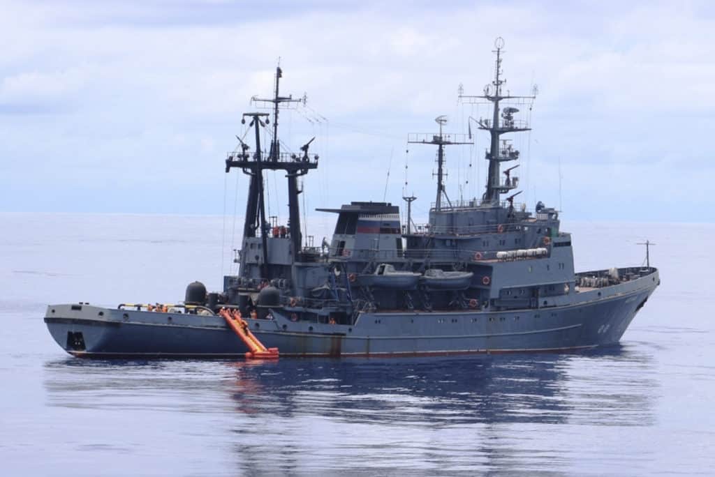 спасательное-буксирное-судно-Алтай