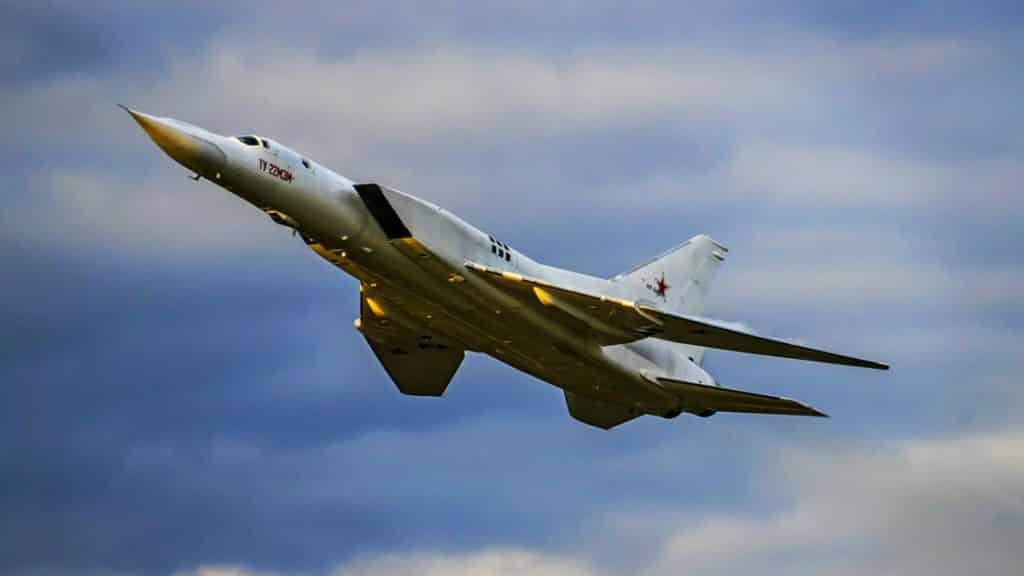 ту-22-дальний-бомбардировщик