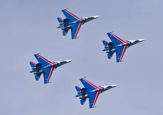 АГВП «Русские витязи» на многоцелевых истребителях Су-30СМ