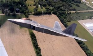 Американский истребитель пятого поколения F-22 Raptor