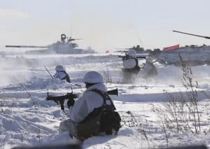 Военнослужащие ЦВО предотвратили захват складов с боеприпасами и ГСМ