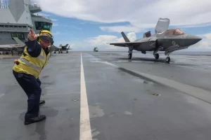 истребитель F-35B