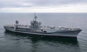 флагман флота ВМС США командный корабль USS Mount Whitney LCC 20