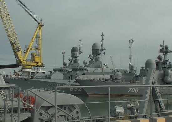 Корабли Кфл прибыли в пункт постоянной дислокации в Каспийск