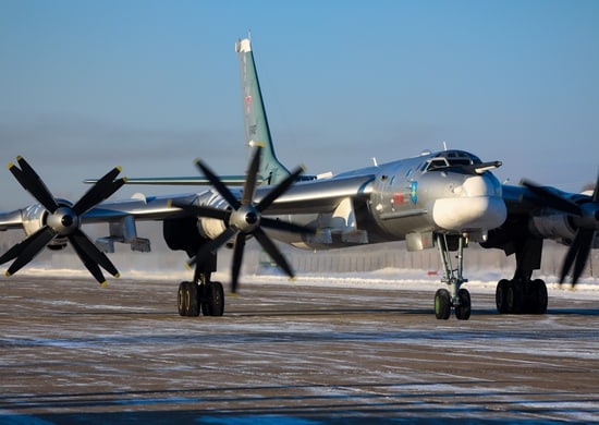 Ту-95мс-выполнили-дозаправку-в-воздухе