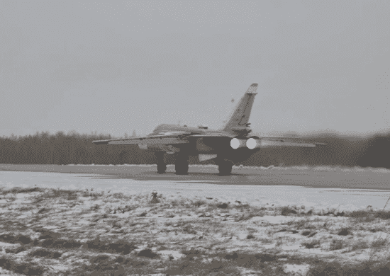 полет экипажа самолета-разведчика Су-24МР
