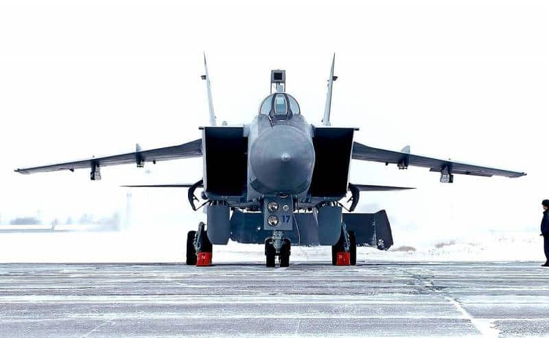 сверхзвуковые истребители-перехватчики МиГ-31