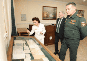 открылась-книжная-выставка-300-лет-Прокуратуре-России-от-истоков-до-наших-дней