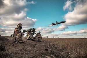 стрельба из переносного противотанкового ракетного комплекса «Джавелин»