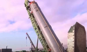 Загрузка МБР УР-100Н УТТХ с Авангардом