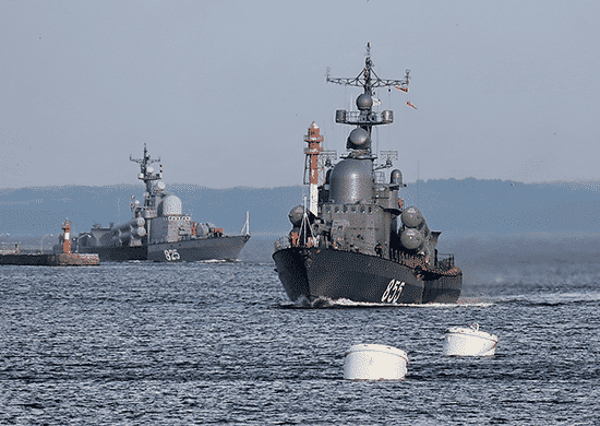 Корабли Балтийского флота провели морской ракетный бой
