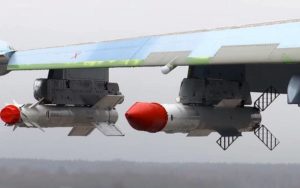 Связка российского самолета ДРЛО А-50 и ракеты Р-77