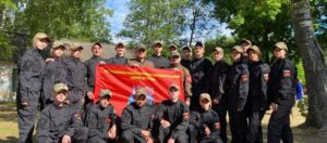 Боевое-Братство-учит-ребят-России-и-Донбасса-защищать-Родину