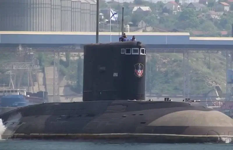 ДЭПЛ Б-871 «Алроса»