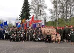 Под-Мурманском-прошла-молодёжная-военно-спортивная-игра-Победа