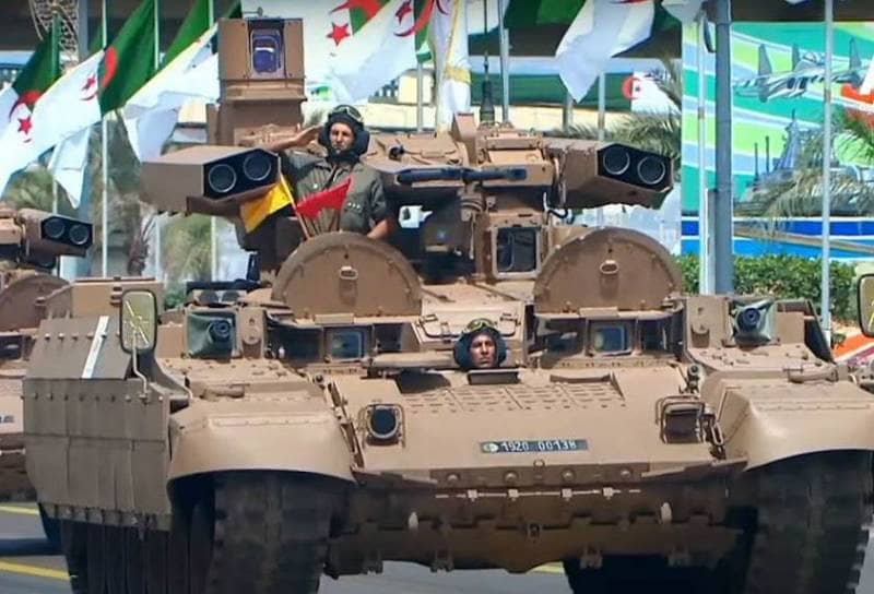 Алжир показал закупленные в России БМПТ-2 «Терминатор»