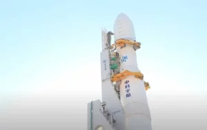 Новая китайская ракета-носитель «Лицзянь-1»