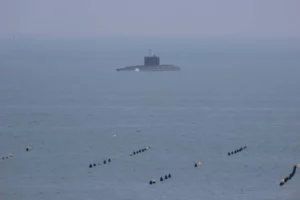 Прошедшая модернизацию ДЭПЛ Б-871 «Алроса»