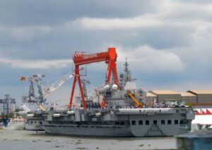Индийские ВМС пополнились авианосцем INS Vikrant