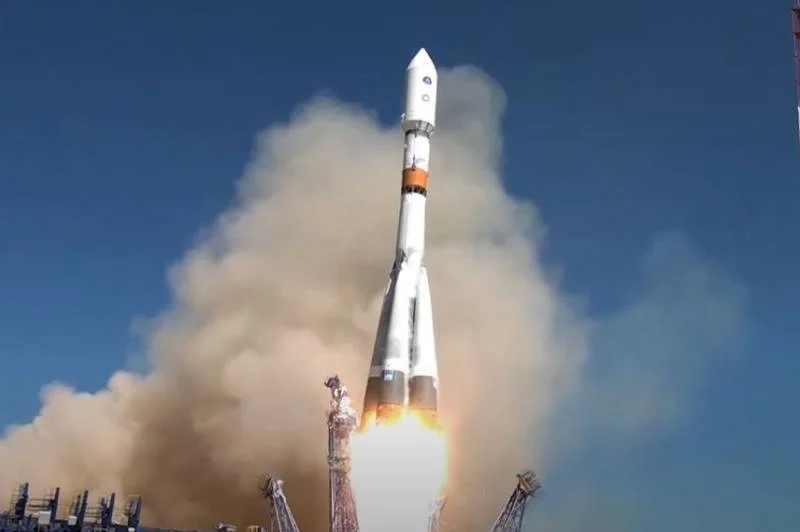 пуск ракеты-носителя «Союз-2.1б»
