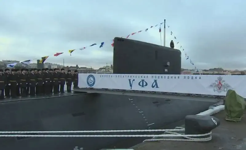 На «Варшавянке» для ТОФ поднят Андреевский флаг