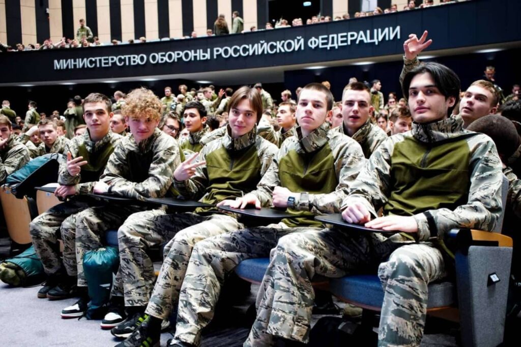 студенты завершили сборы по военной подготовке