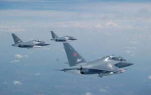 Учебно-боевой самолет Як-130
